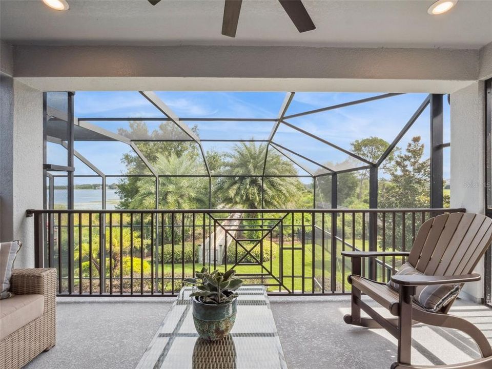 Activo con contrato: $1,045,000 (4 camas, 2 baños, 2817 Pies cuadrados)