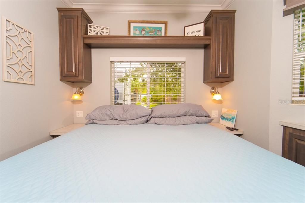 待售: $259,900 (1 贝兹, 1 浴室, 481 平方英尺)