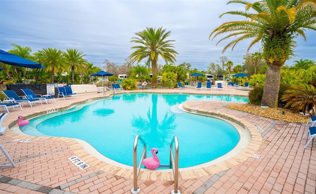 待售: $259,900 (1 贝兹, 1 浴室, 481 平方英尺)