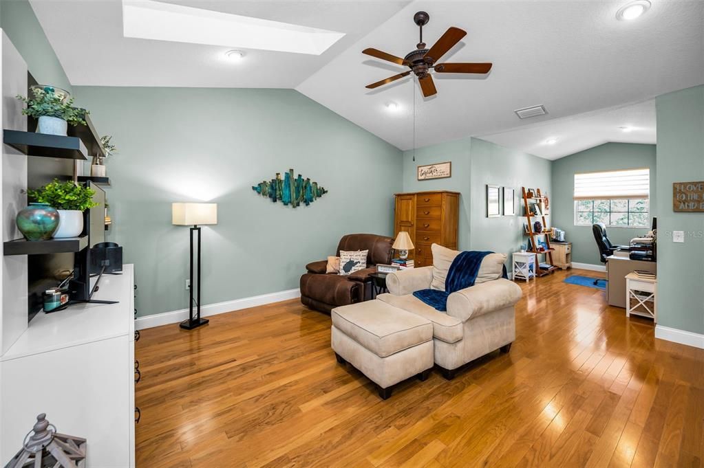 For Sale: $465,000 (3 beds, 2 baths, 2223 Square Feet)