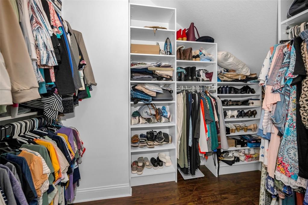 For Sale: $465,000 (3 beds, 2 baths, 2223 Square Feet)