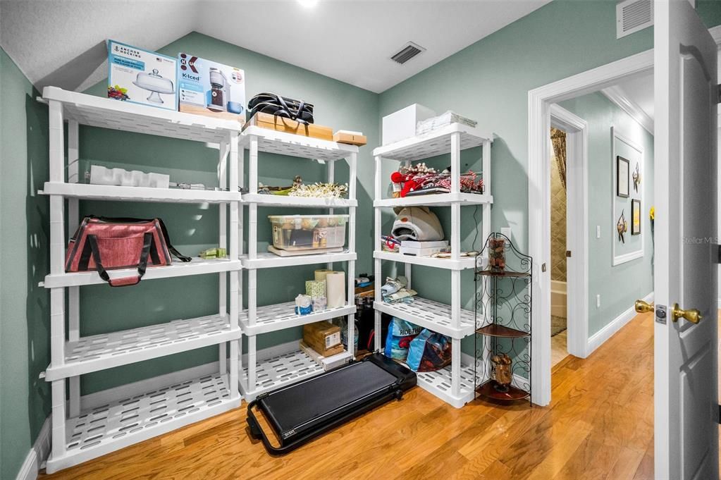 For Sale: $465,000 (3 beds, 2 baths, 2223 Square Feet)