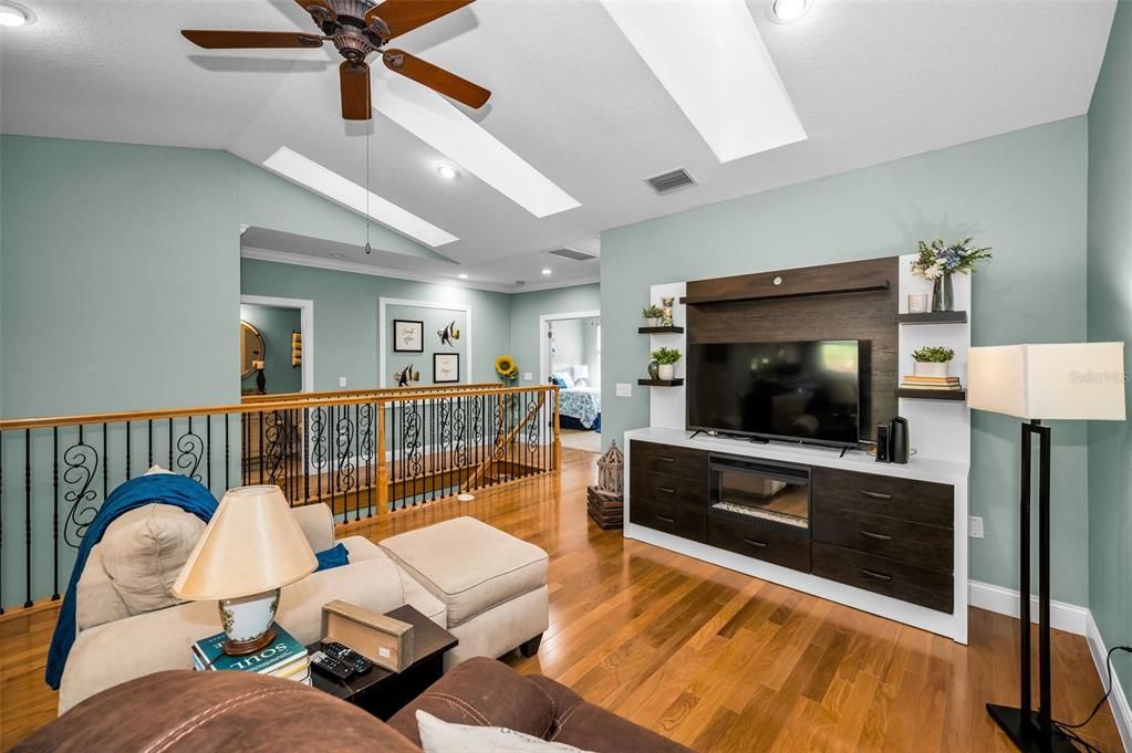 For Sale: $465,000 (3 beds, 2 baths, 2223 Square Feet)