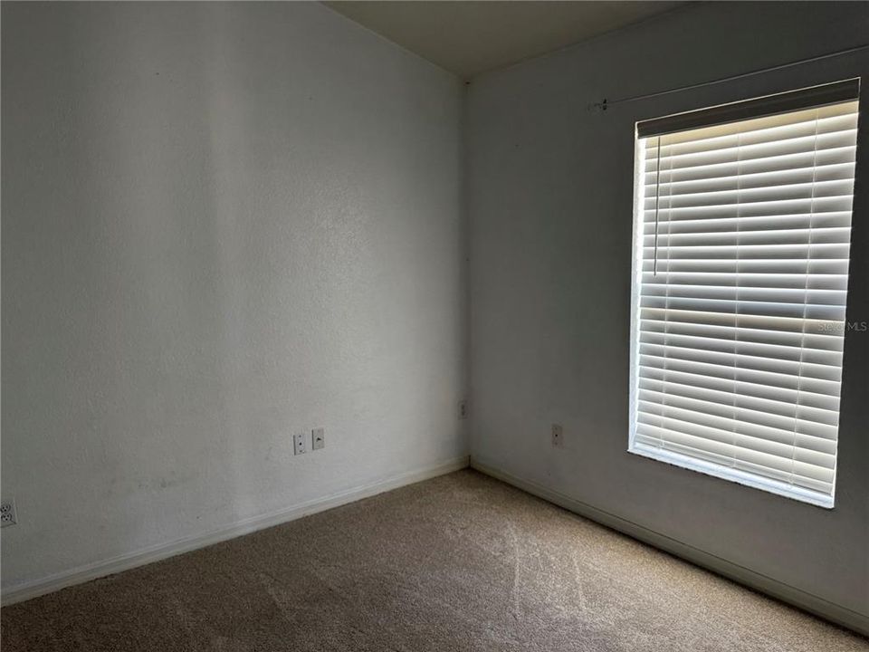 出租: $1,800 (3 贝兹, 2 浴室, 1672 平方英尺)