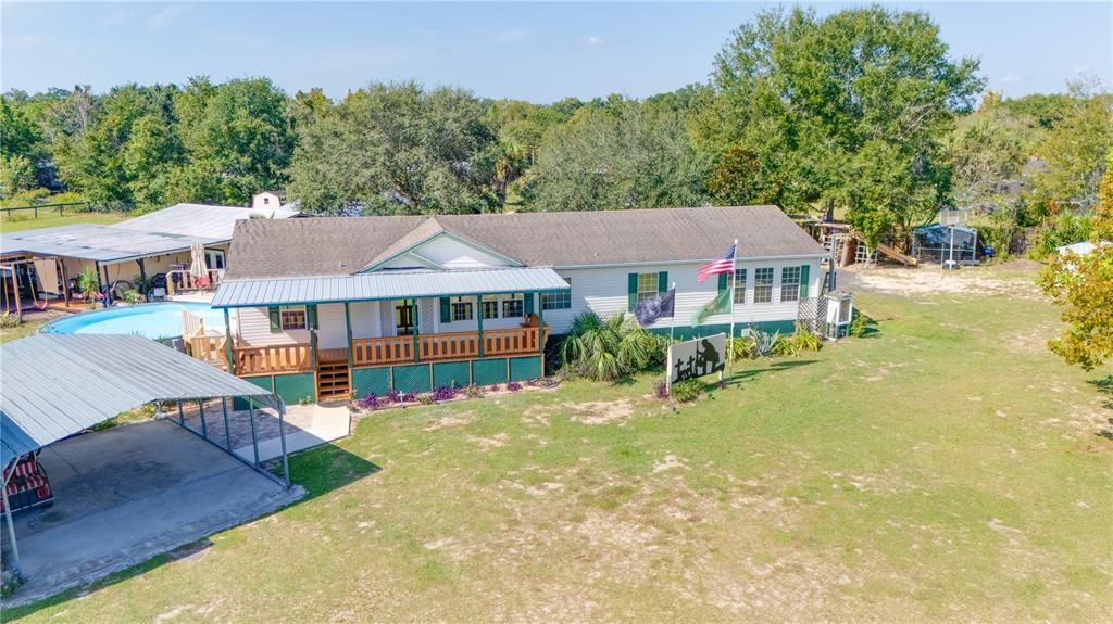 For Rent: $2,400 (3 beds, 2 baths, 1768 Square Feet)