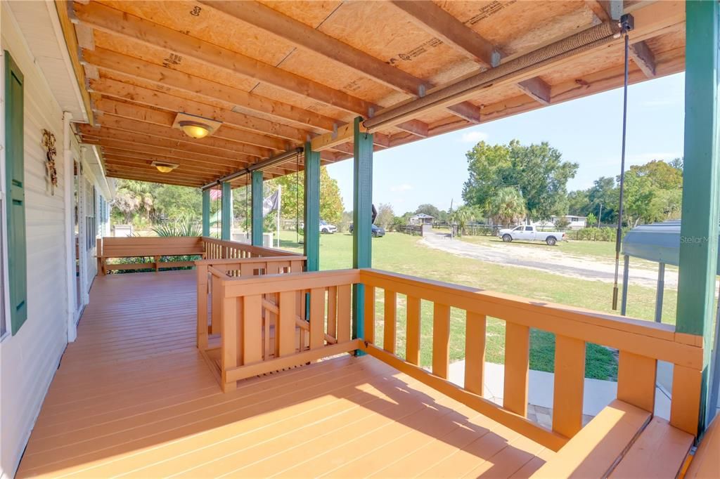 For Rent: $2,400 (3 beds, 2 baths, 1768 Square Feet)