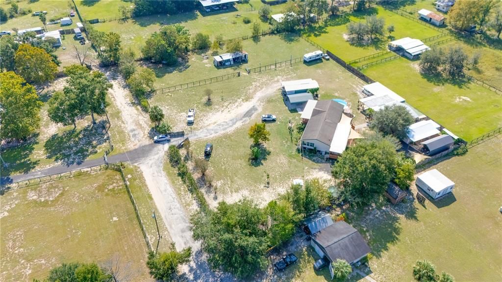 For Rent: $2,400 (3 beds, 2 baths, 1768 Square Feet)