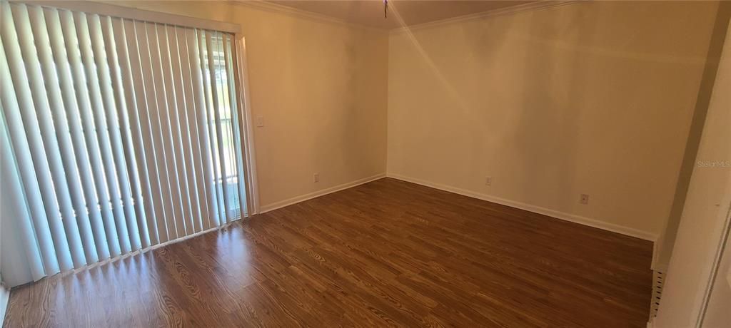 For Rent: $1,200 (2 beds, 1 baths, 1260 Square Feet)