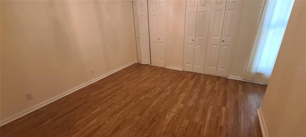For Rent: $1,200 (2 beds, 1 baths, 1260 Square Feet)