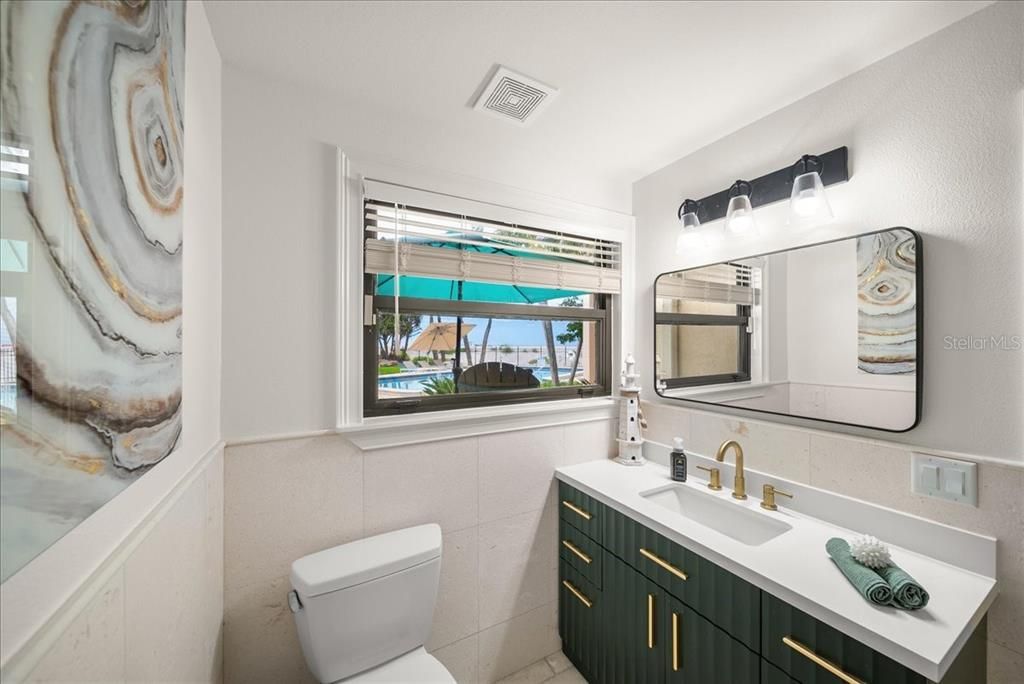 For Sale: $2,199,000 (3 beds, 3 baths, 2252 Square Feet)