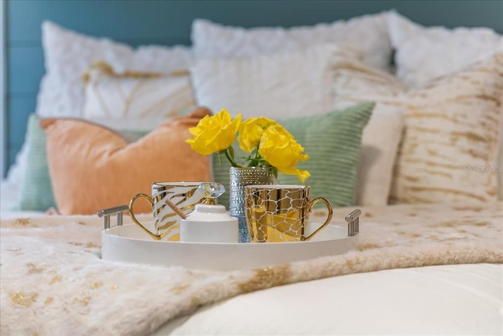 For Sale: $2,199,000 (3 beds, 3 baths, 2252 Square Feet)