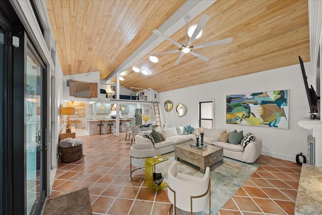 For Sale: $2,199,000 (3 beds, 3 baths, 2252 Square Feet)