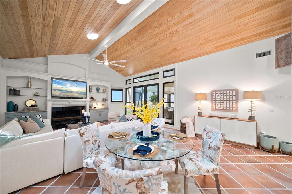 For Sale: $2,199,000 (3 beds, 3 baths, 2252 Square Feet)