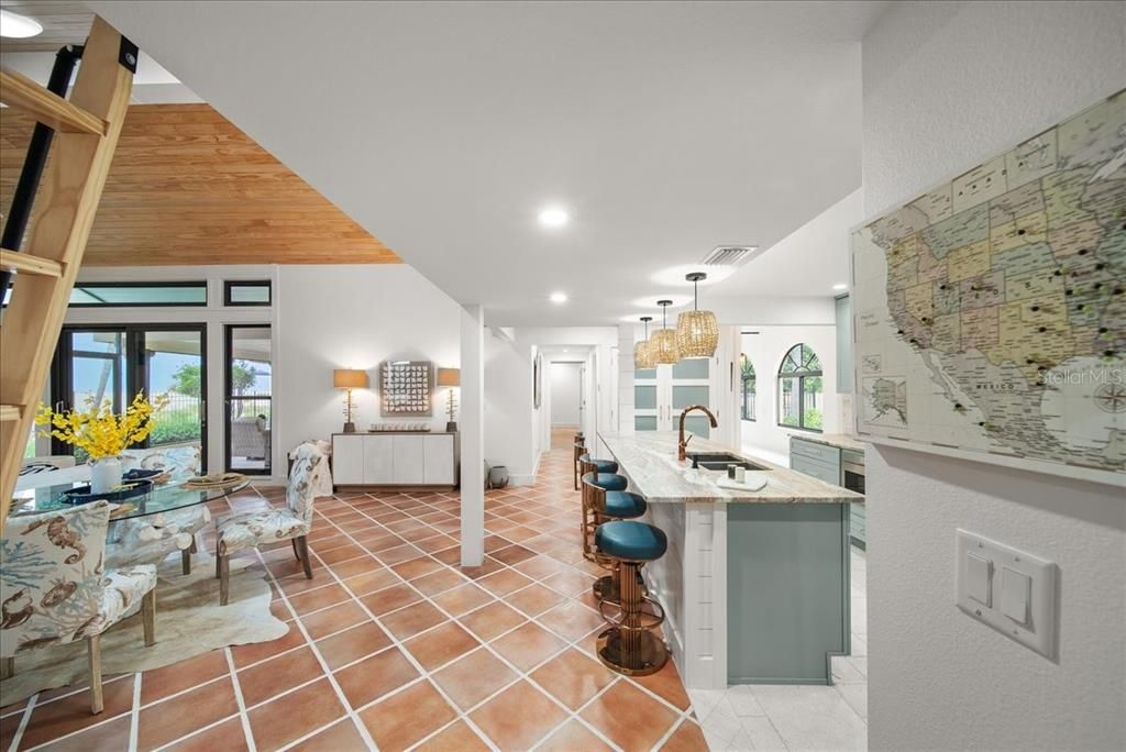 For Sale: $2,199,000 (3 beds, 3 baths, 2252 Square Feet)