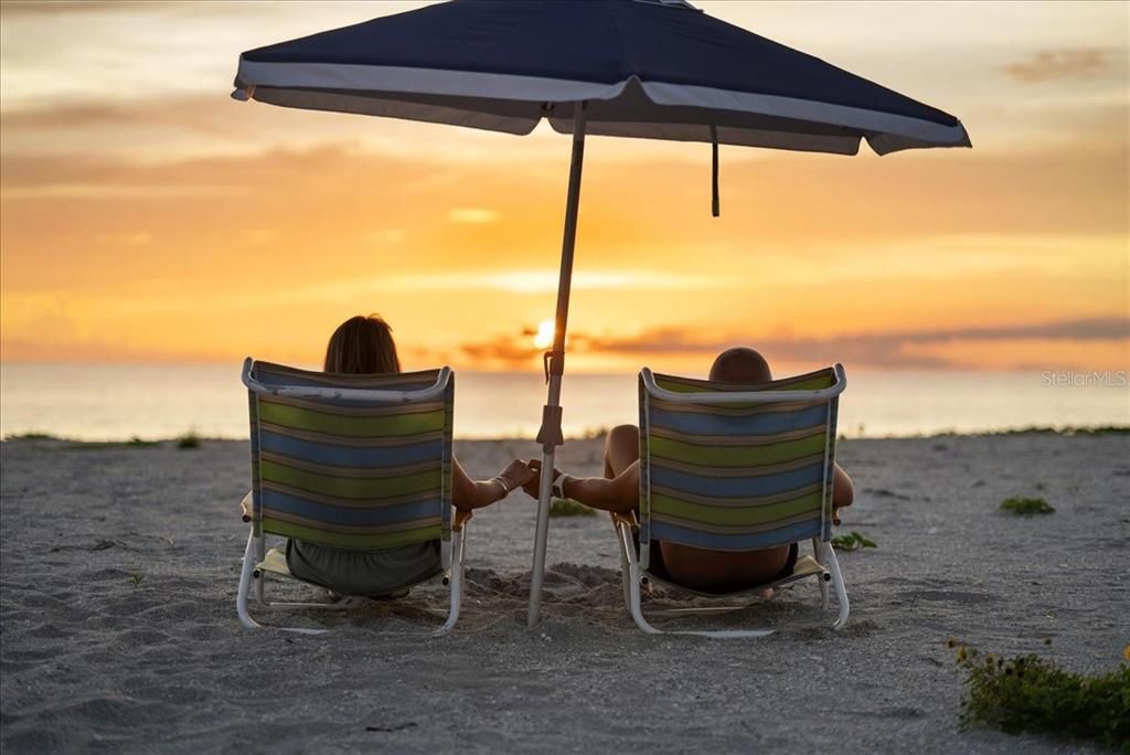 For Sale: $2,199,000 (3 beds, 3 baths, 2252 Square Feet)