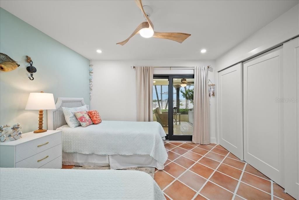 For Sale: $2,199,000 (3 beds, 3 baths, 2252 Square Feet)