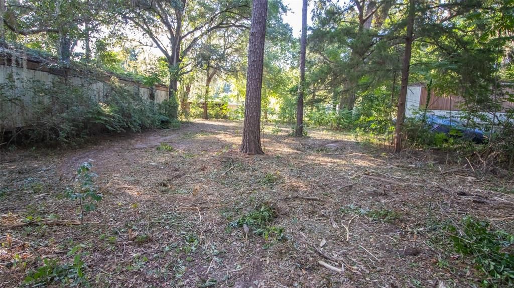 待售: $75,000 (2 贝兹, 2 浴室, 896 平方英尺)