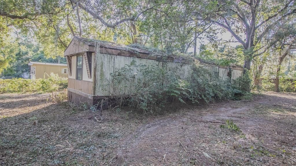 待售: $75,000 (2 贝兹, 2 浴室, 896 平方英尺)