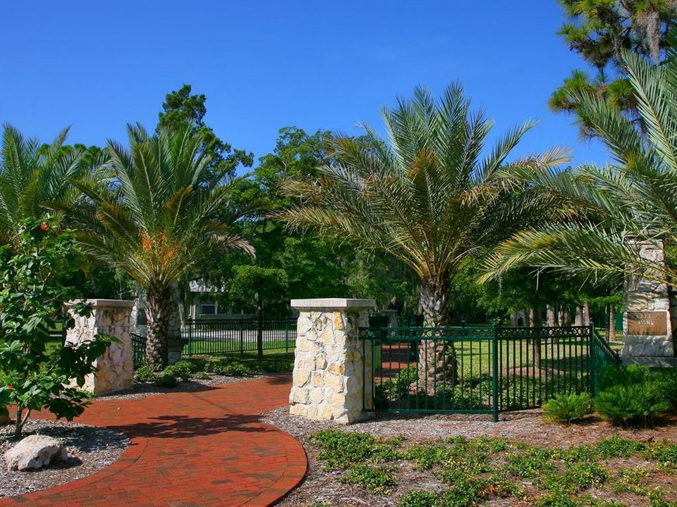 For Sale: $5,375,000 (5 beds, 4 baths, 4989 Square Feet)