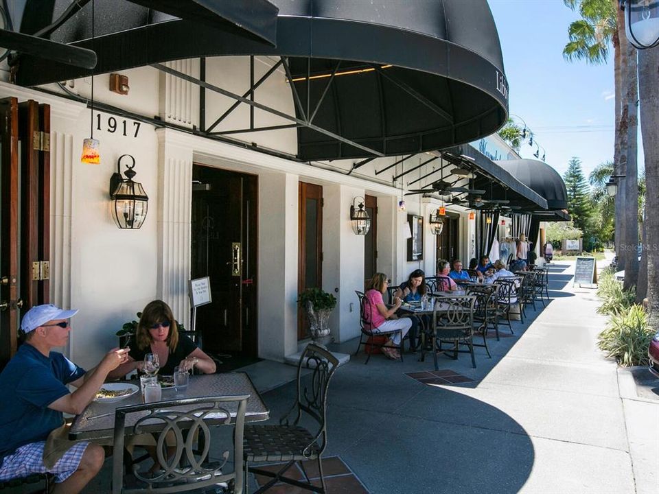 En Venta: $5,375,000 (5 camas, 4 baños, 4989 Pies cuadrados)