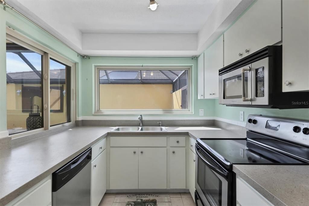 For Rent: $3,000 (2 beds, 2 baths, 1654 Square Feet)