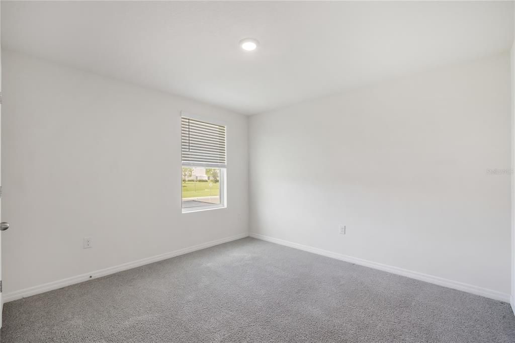 В аренду: $2,399 (5 спален, 3 ванн, 2605 Квадратных фут)