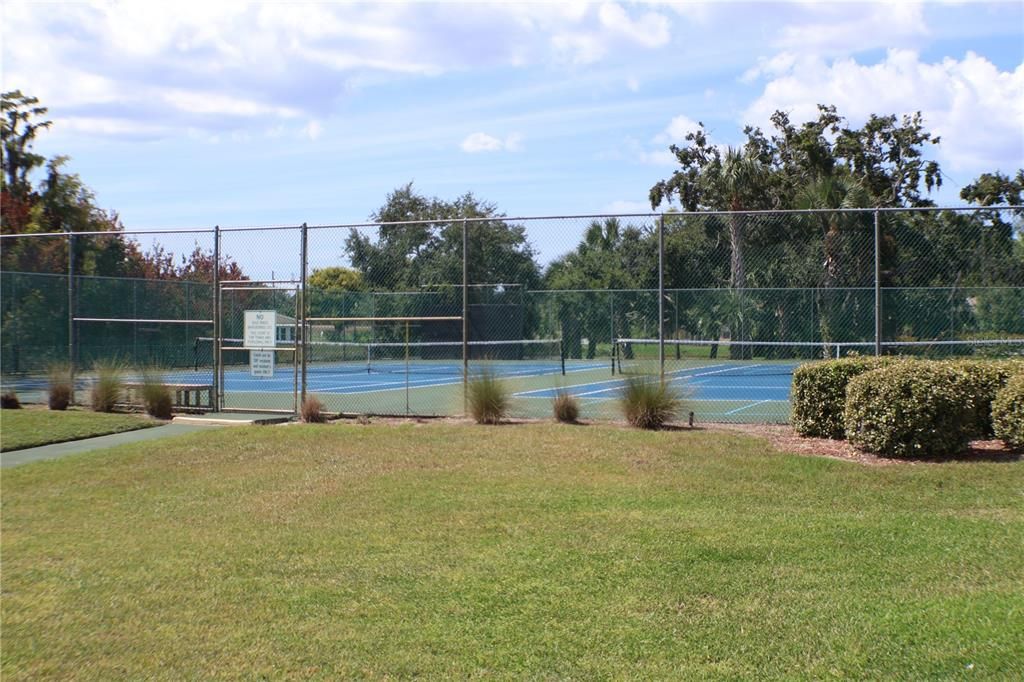 En Venta: $189,900 (3 camas, 2 baños, 1349 Pies cuadrados)