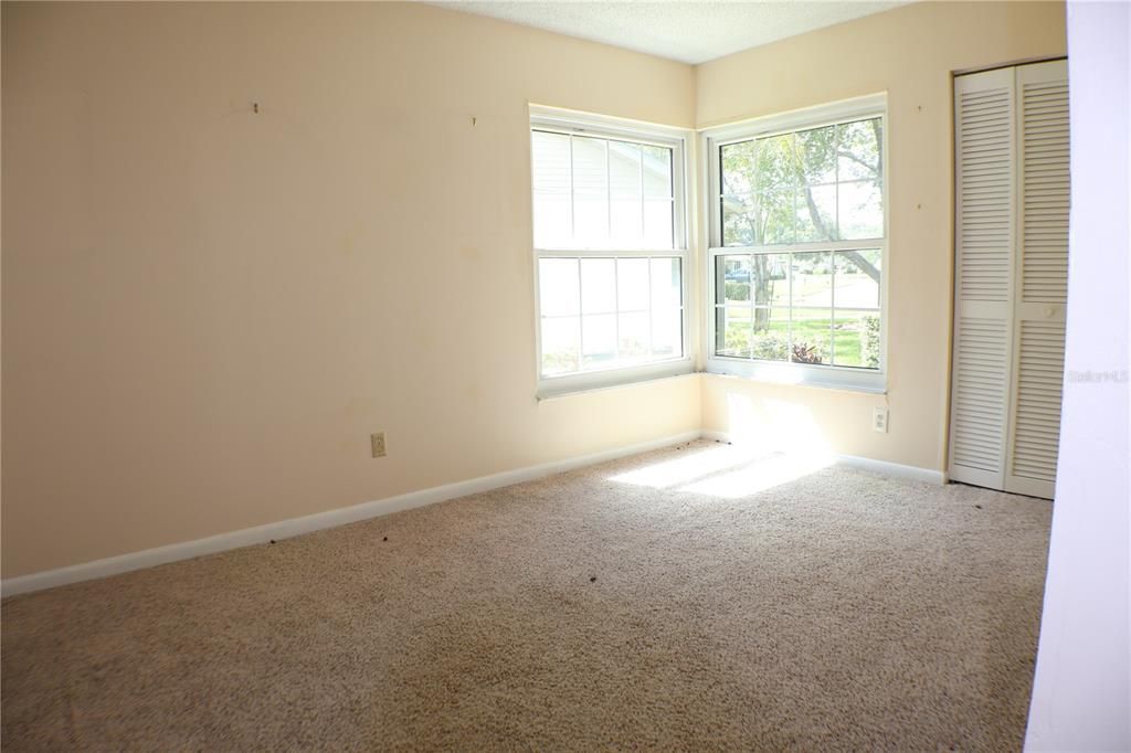 En Venta: $189,900 (3 camas, 2 baños, 1349 Pies cuadrados)