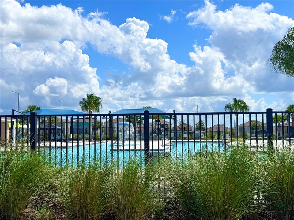 На продажу: $355,000 (4 спален, 2 ванн, 1830 Квадратных фут)