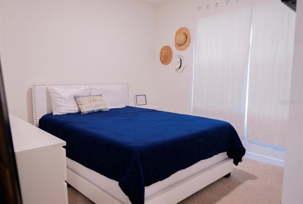 На продажу: $355,000 (4 спален, 2 ванн, 1830 Квадратных фут)