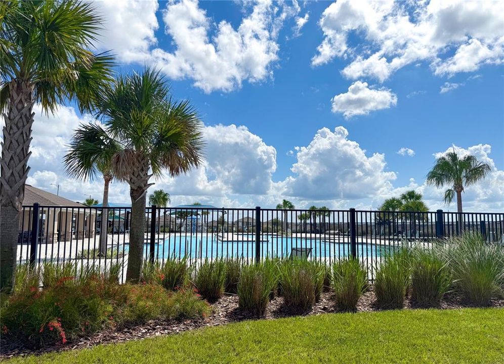 На продажу: $355,000 (4 спален, 2 ванн, 1830 Квадратных фут)