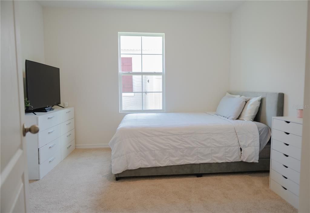 На продажу: $355,000 (4 спален, 2 ванн, 1830 Квадратных фут)