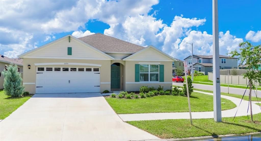 На продажу: $355,000 (4 спален, 2 ванн, 1830 Квадратных фут)