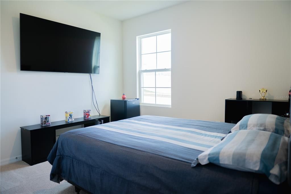 На продажу: $355,000 (4 спален, 2 ванн, 1830 Квадратных фут)