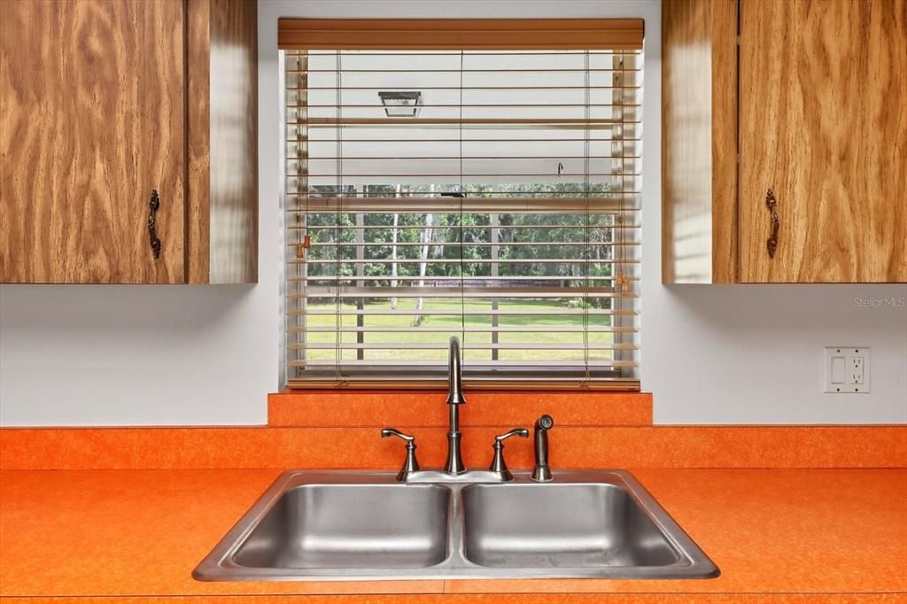 En Venta: $369,900 (3 camas, 2 baños, 1749 Pies cuadrados)