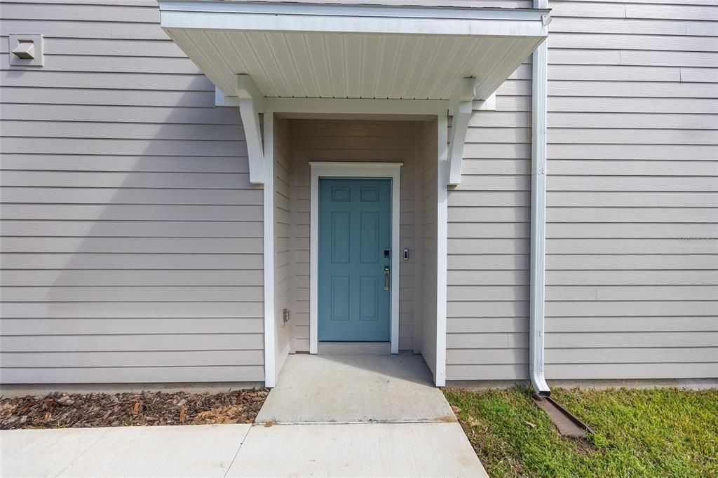 Active With Contract: $1,700 (3 beds, 2 baths, 1782 Square Feet)