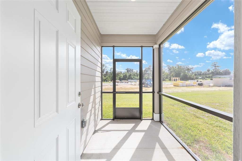 Active With Contract: $1,700 (3 beds, 2 baths, 1782 Square Feet)