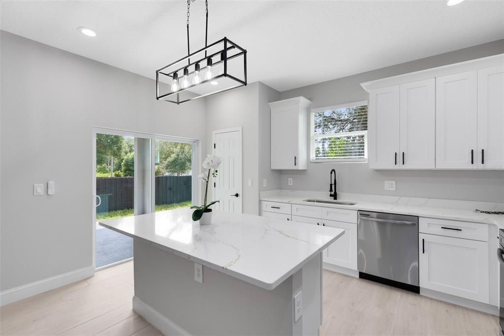 Active With Contract: $344,990 (3 beds, 2 baths, 1590 Square Feet)