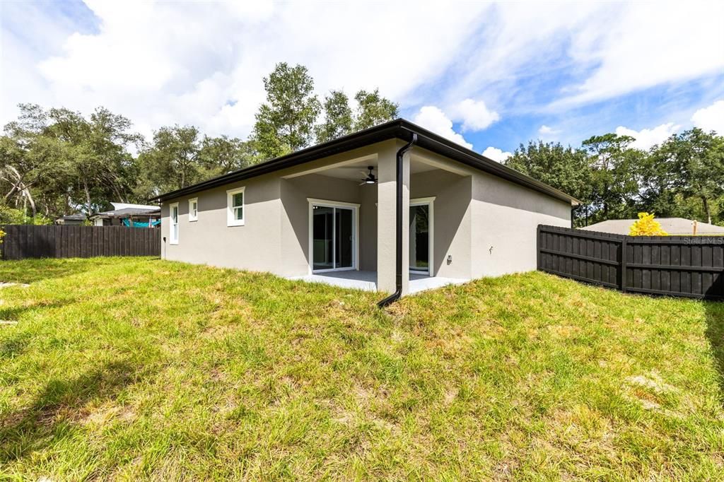 Active With Contract: $344,990 (3 beds, 2 baths, 1590 Square Feet)