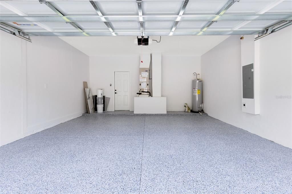 Active With Contract: $344,990 (3 beds, 2 baths, 1590 Square Feet)