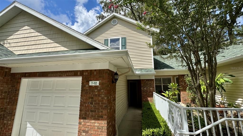 Recently Rented: $1,600 (2 beds, 2 baths, 1465 Square Feet)