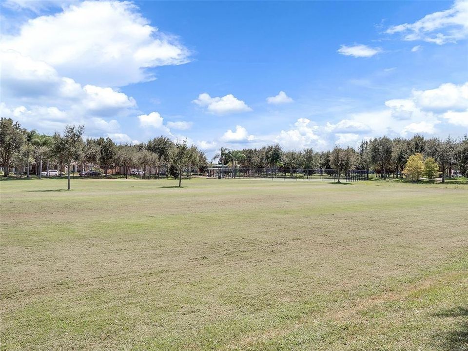 Active With Contract: $1,690,000 (6 beds, 6 baths, 5006 Square Feet)