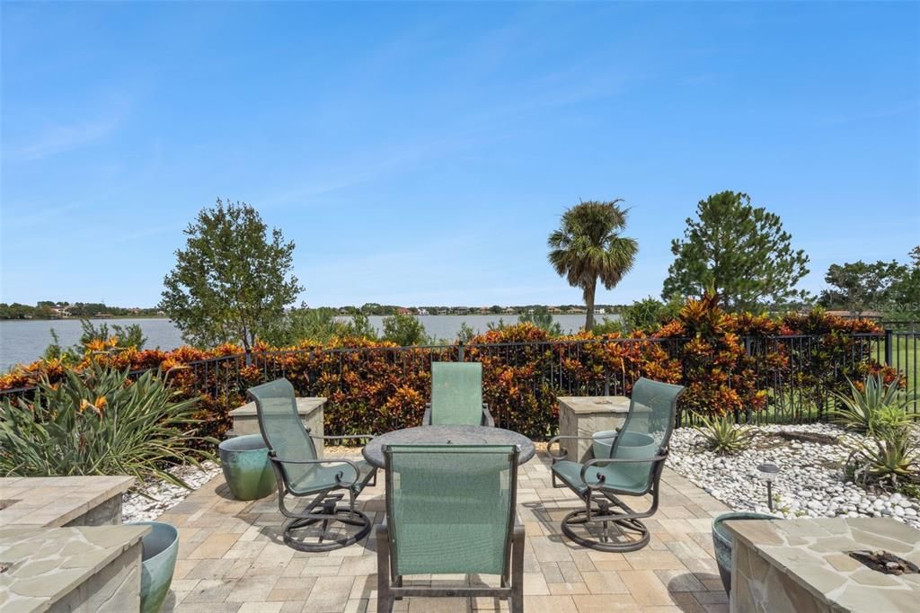 Active With Contract: $1,690,000 (6 beds, 6 baths, 5006 Square Feet)