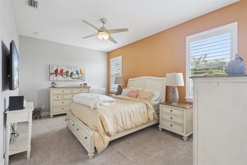 Active With Contract: $1,690,000 (6 beds, 6 baths, 5006 Square Feet)