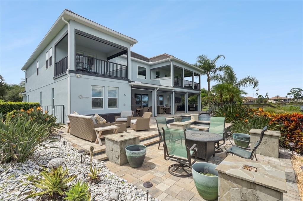 Active With Contract: $1,690,000 (6 beds, 6 baths, 5006 Square Feet)