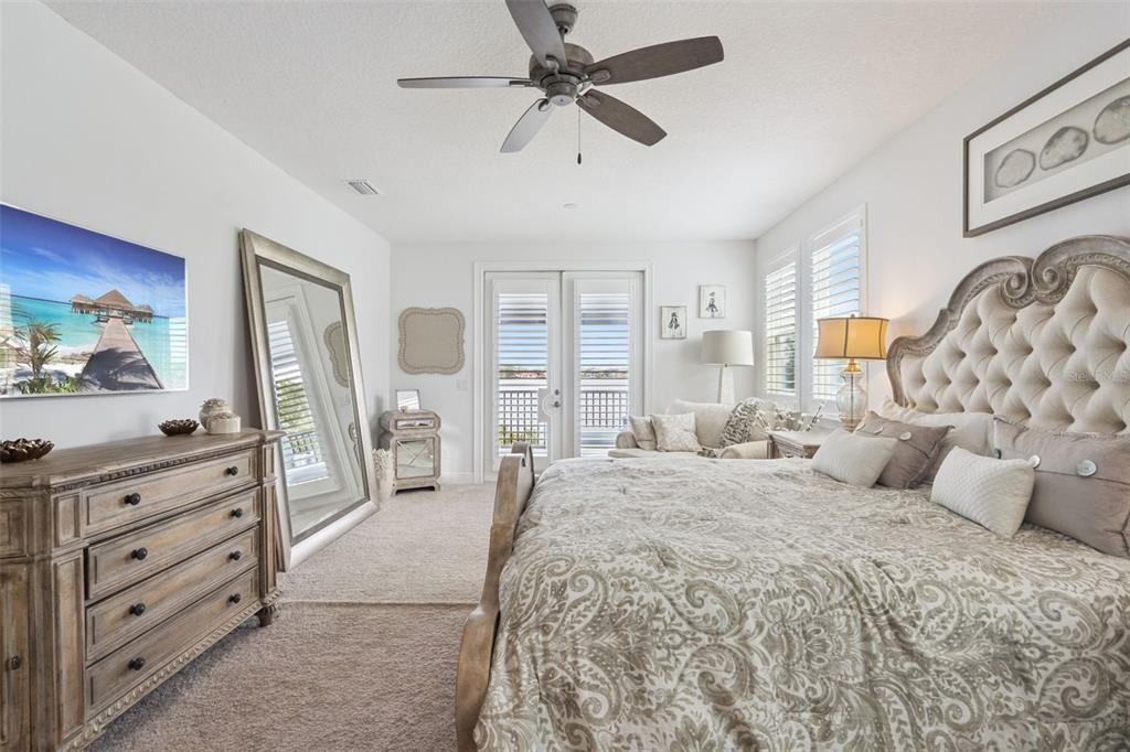 Active With Contract: $1,690,000 (6 beds, 6 baths, 5006 Square Feet)