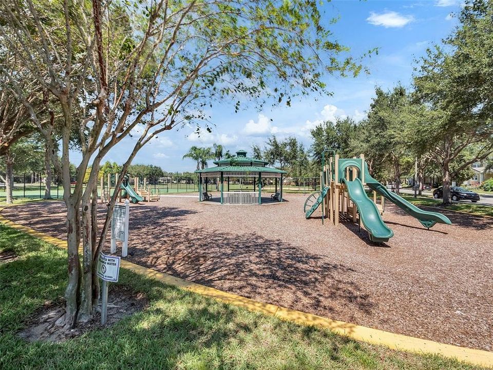 Active With Contract: $1,690,000 (6 beds, 6 baths, 5006 Square Feet)