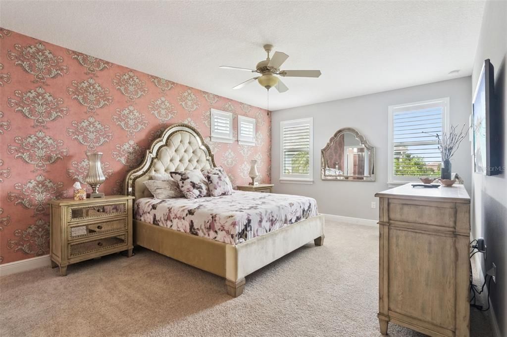 Active With Contract: $1,690,000 (6 beds, 6 baths, 5006 Square Feet)