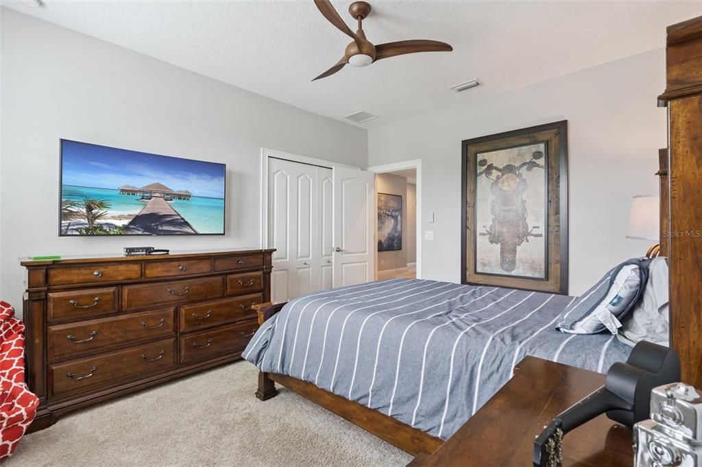 Active With Contract: $1,690,000 (6 beds, 6 baths, 5006 Square Feet)