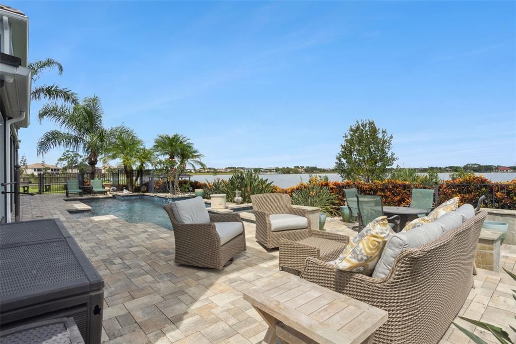 Active With Contract: $1,690,000 (6 beds, 6 baths, 5006 Square Feet)